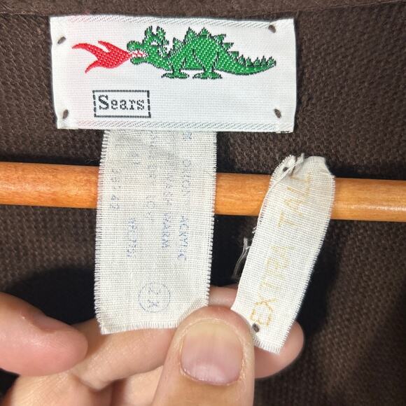 VTG Sears Cardigan Sweater 2X TALL Brown Dragon Applique V Neck Orlon Acrylic - Picture 7 of 10